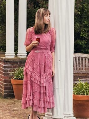 Meet your Posher, Rose